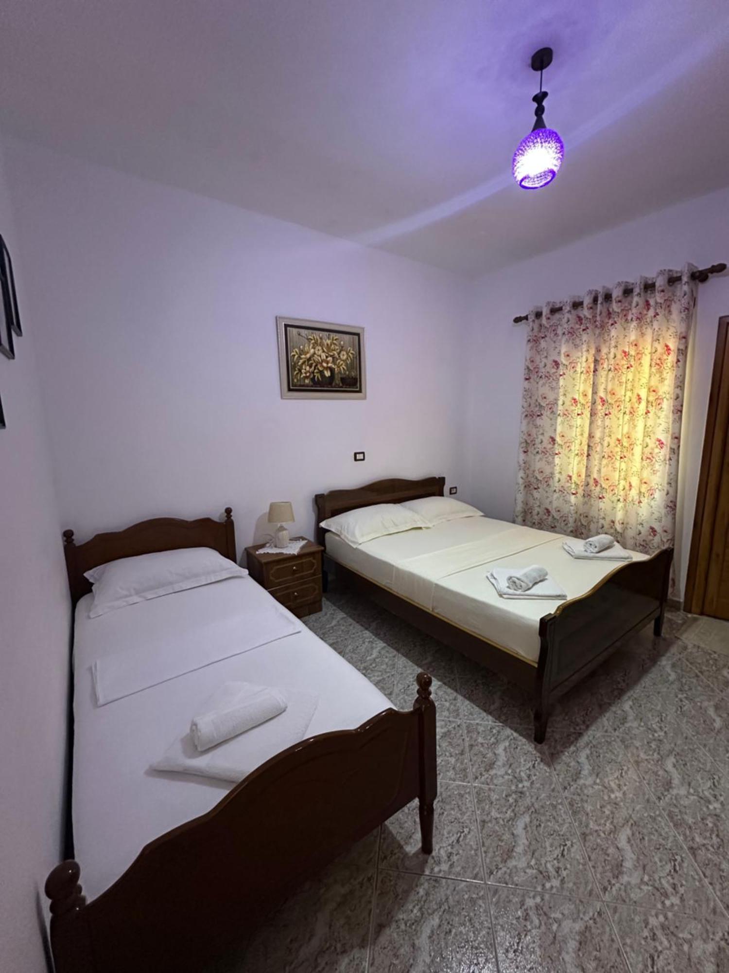 Albi'S Guesthouse 卡萨米尔 外观 照片